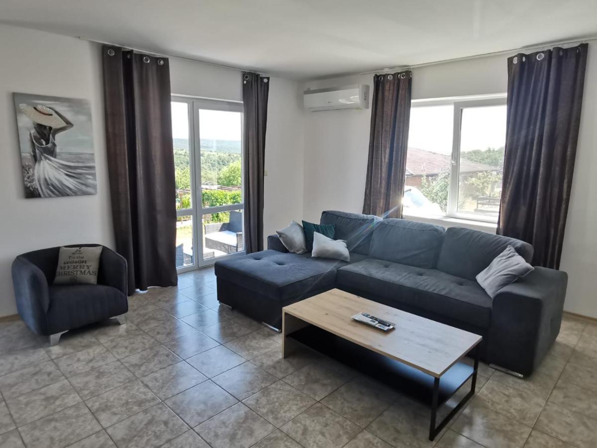 Villa Emine Banya  Zewnętrze zdjęcie