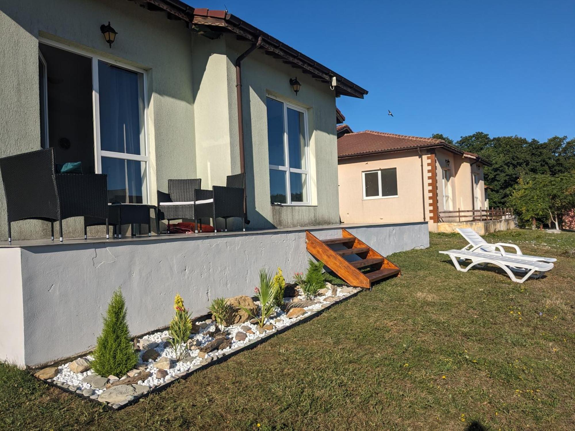 Villa Emine Banya  Zewnętrze zdjęcie