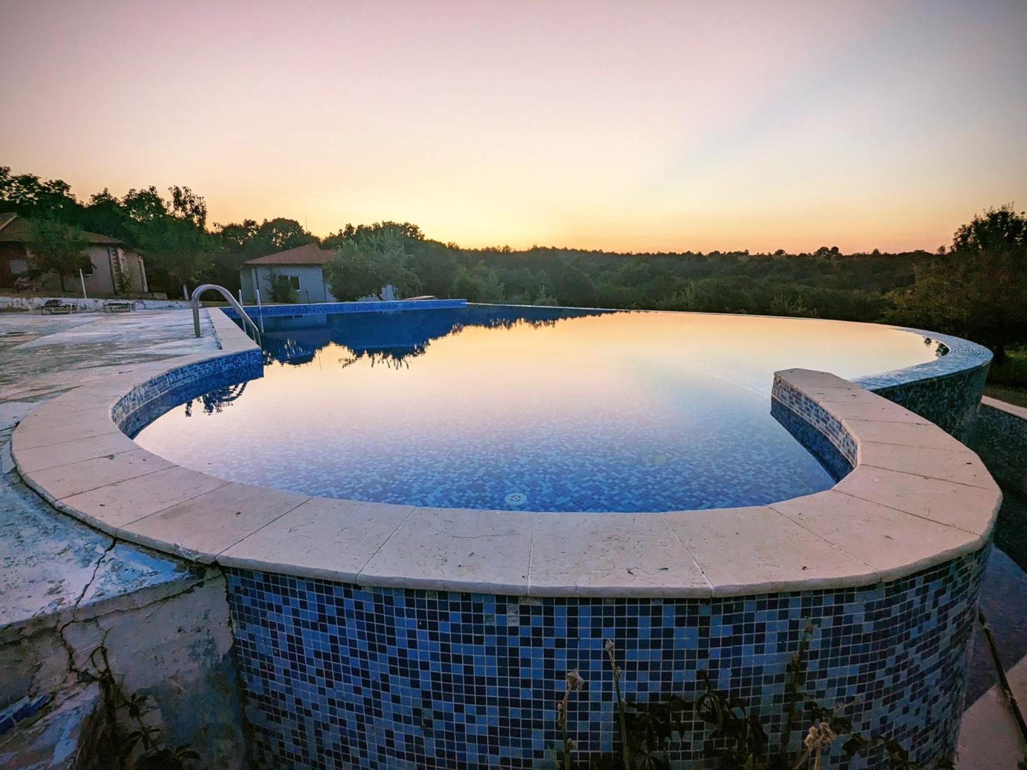 Villa Emine Banya  Zewnętrze zdjęcie